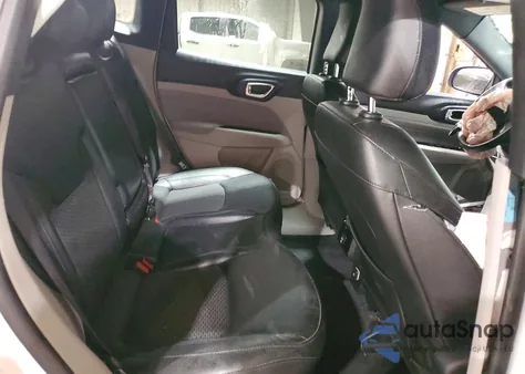 2024 Jeep Compass Latitude z USA, uszkodzony, nr VIN 3C4NJDBN3RT598863